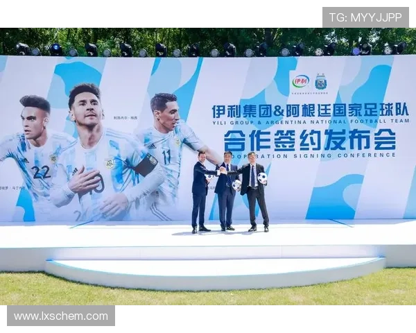 伊利足球明星产品推荐助力运动健康提升你的活力与表现